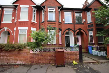 6 bed flat, Scarsdale Road, Victoria Park, Manchester, M145PY - Image 1